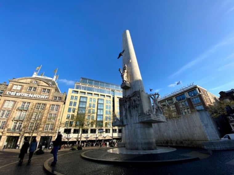 Dam Square-1